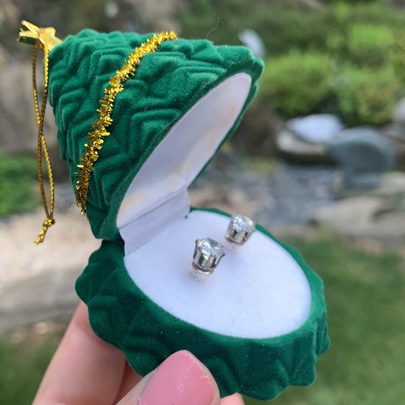 New Clear CZ Stud Earrings packaged beautifully - Picture 2 of 4